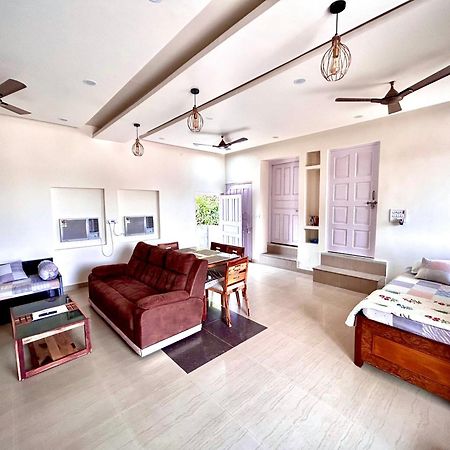 Gooseberry Garden Villa Ayodhya Ngoại thất bức ảnh